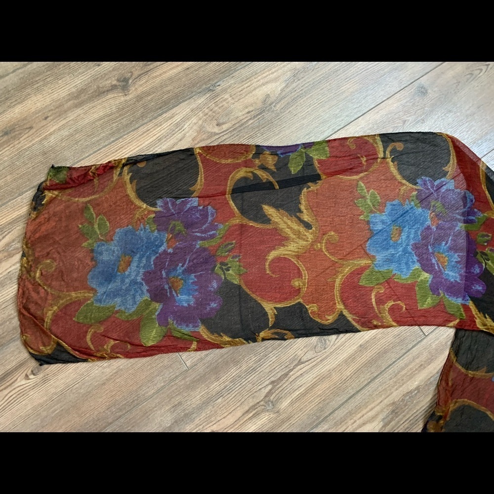 Scarf - Picture 3 of 6